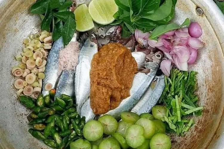 Bahan-bahan bumbu masakan ikan pepes